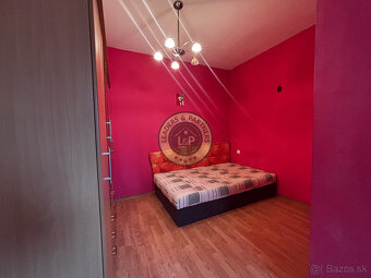 Rodinný dom s 2 bytovými jednotkami NA PREDAJ, VAJNORY - 11