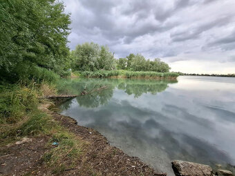 1 izb byt,Zlaté piesky, s pozemkom 250m2,voda, 50m od jazera - 11