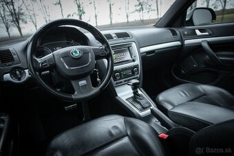 Škoda Octavia Combi RS 147kW DSG - 11