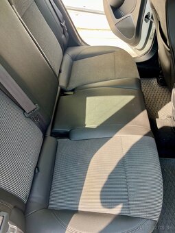 Opel Astra ST 1,6 CDTi - 11