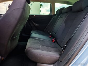 Volkswagen Passat Combi B6 DSG 2.0TDI Commonrail NOVÁ STK/EK - 11