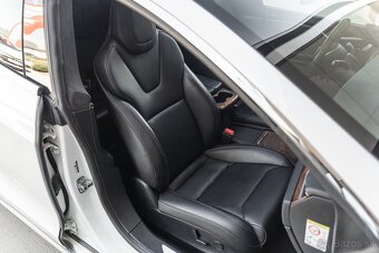 Tesla Model S 75D 476koní - 11