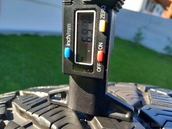 235/45 r18 zimne pneumatiky 4 kusy - 11