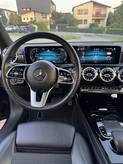 Mercedes A trieda 180 d A/T - 11