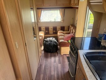 Predam 5 miestny karavan dovoz gb vo vybornom stave - 11