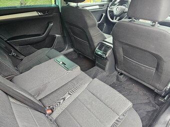 ŠKODA SUPERB COMBI III 1.6 TDI DSG KAMERA ŤAŽNÉ KESSY 2016 - 11