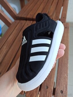 Sandálky Adidas veľ 27 - 11