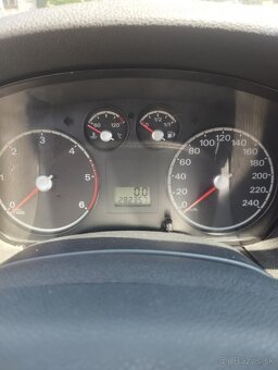 Ford Focus 1.6 TDCI - 11