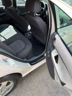 Škoda fabia 1.4 MPI - 11