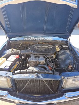 Mercedes 280s w116 - 11