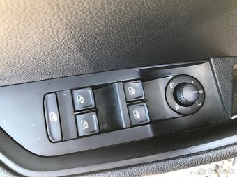 Škoda superb 3 kombi rozpredam - 11