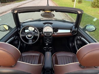 Mini Cooper Cabrio 1.6 • Benzín • 2011 • - 11