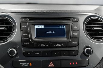 HYUNDAI i10 1.0i 49kW 2016 | 66 714 km | SERVISNÁ HISTÓRIA - 11