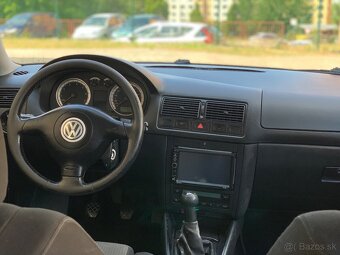 Volkswagen Golf IV 1.6B 77KW PACIFIC - 11