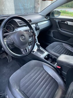 VW Passat b7 combi 2.0 TDi 125kw DSG Highline Alcantara - 11