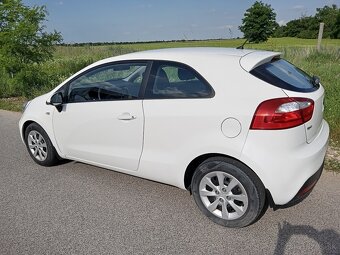 Kia Rio, 1.4 CRDI STK do 09/2026 Vyborny stav - 11