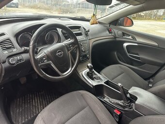 Opel Insignia 2.0CDTI - 11