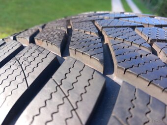 235/55 r18 zimne pneumatiky 4kusy - 11