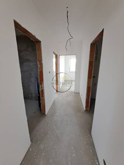 Predáme 4-izb. novostavbu bungalovu, 162 m2, Zbehy, okr. Nit - 11