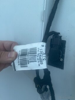 Predám originál zadný nárazník na Opel Corsa D - 11