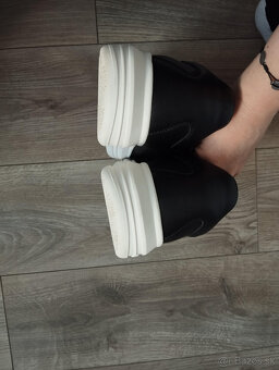 Pánske topánky Guess - 11