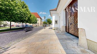 Bývajte priamo v historickom centre Trnavy a zároveň si užív - 11