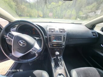 Toyota Avensis T27 - 11