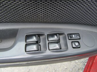 Kia Rio - 11