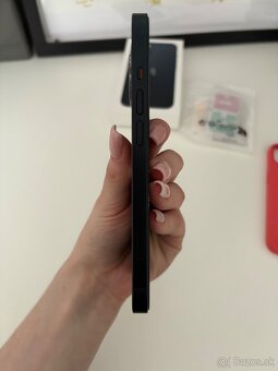 Apple Iphone 13 čierny 128gb - 11
