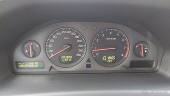 Volvo S60 2,4T AWD - 11