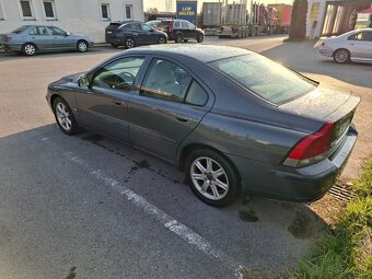 Volvo s60 2.4benzín 2003r.v. manuál - 11