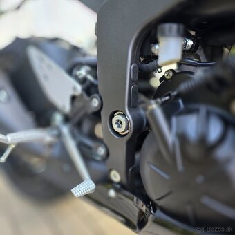 Kawasaki Ninja ZX-6R 2026 - 11