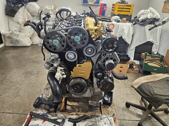 Mitsubishi grandis 2.0 100 kw - 11