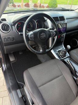 Suzuki Grand Vitara 2.4 benzin facelift 2010 4x4 bez korozie - 11