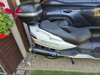 Suzuki Burgman 650 - 11
