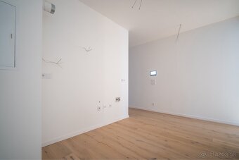 Predaj 2 izbového bytu s terasou Horský park, Staré Mesto BA - 11