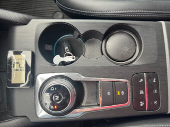 Ford Focus Kombi 2.0 TDCi EcoBlue Active A/T - 11