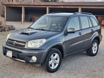 TOYOTA RAV4 2,0D4D  4x4 - 11