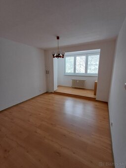 1-izbový slnečný byt na Vlčincoch - 11