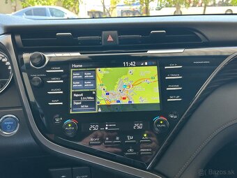 Toyota Camry 2,5 Hybrid SR - 11