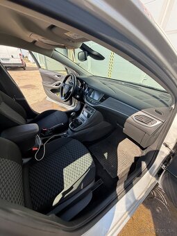 OPEL ASTRA SPORTS TOURER - 11