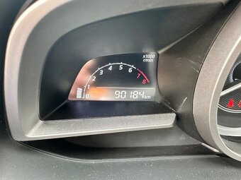 Mazda 2,benzín 1,5 Skyactiv G99 - 11