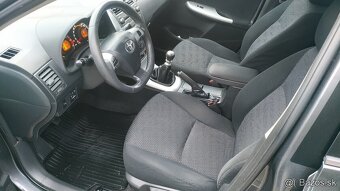 Toyota COROLLA 1.6 VVTI,97kw 11/2010 - 11