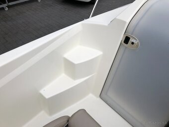QUICKSILVER Activ 555 CABIN + MERCURY F 115 EFI ELPT záruka - 11