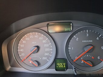 Volvo v50 - 11