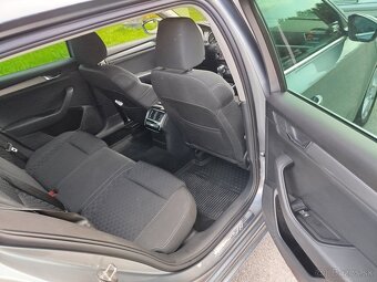 Škoda Superb combi 3 2016 1.6 88 kw - 11