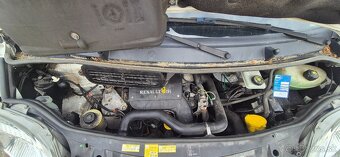 Renault trafic 1.9 - 11