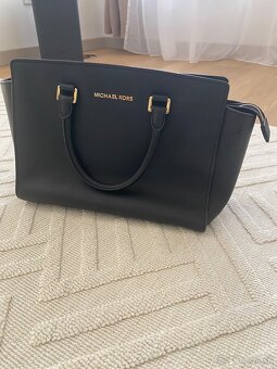 Michael Kors kabelka - 11