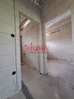Predáme 5izbový tehlový bungalov 725m2 Ruskov, komora,tepelk - 11