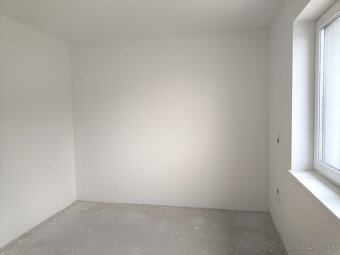 Rodinný dom s tepelným čerpadlom v obci Horná Potôň - 11